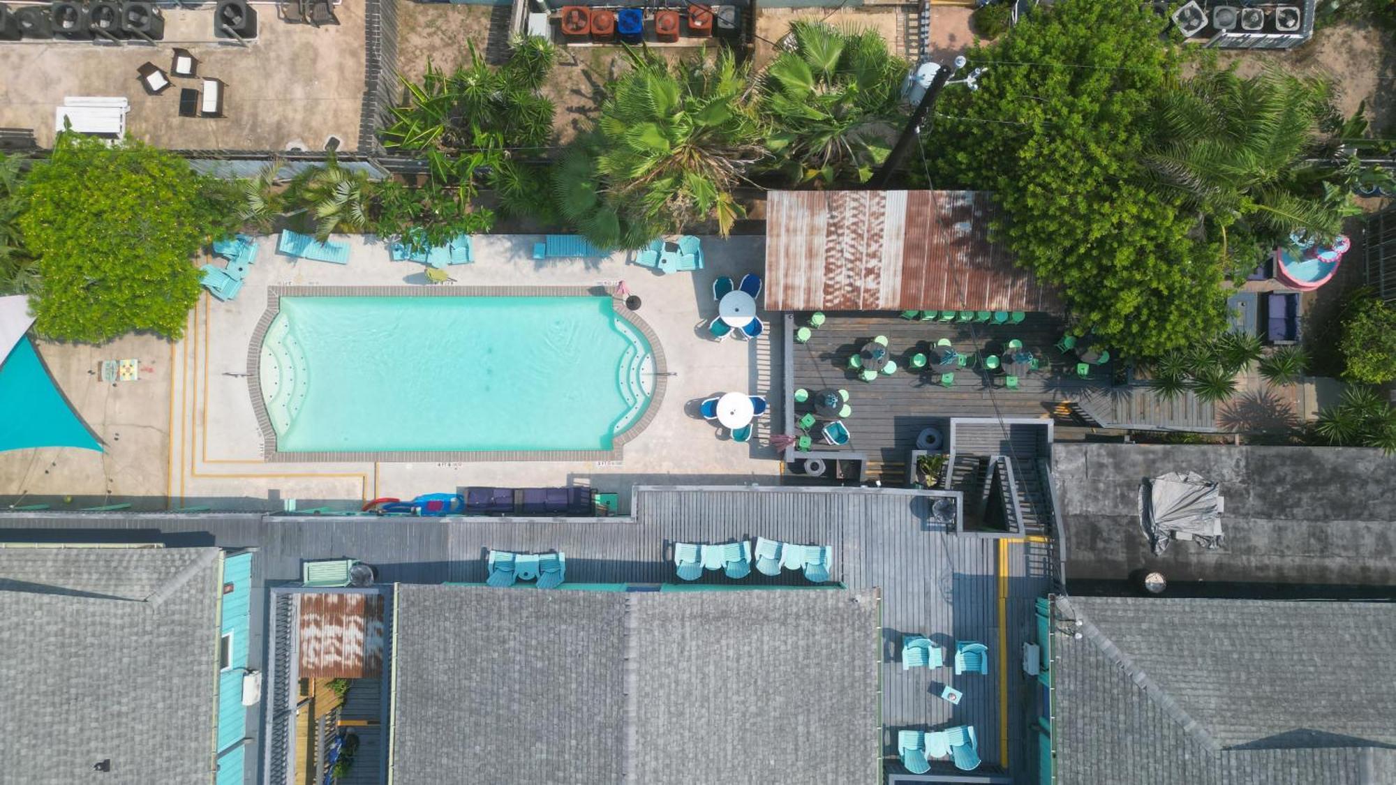Upper Deck Hotel&Bar - Adults Only South Padre Island Exteriör bild